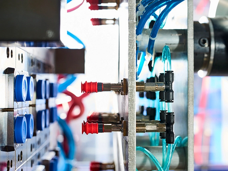 EPDM vsThermoplastics injection molding_664_498.jpg