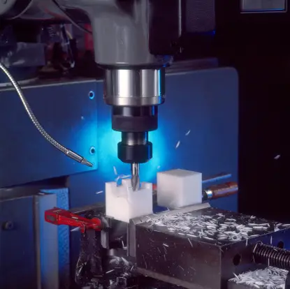 Moldeo por inyección de plástico